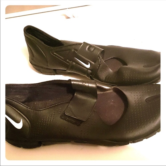 Shoes | Nike Split Toe Rift Style Shoe Tabi | Poshmark